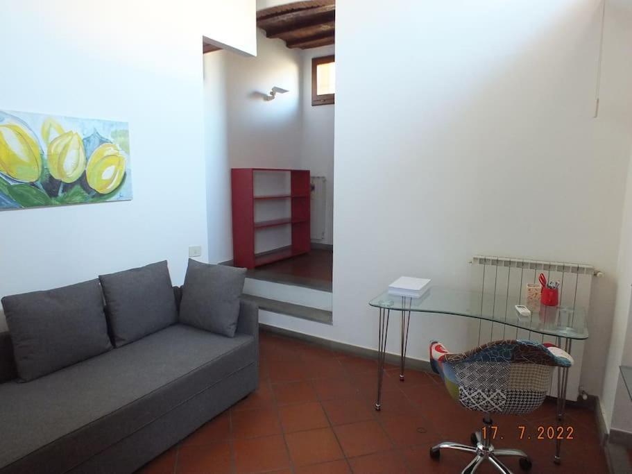 And Quiet Loft 5 Minutes Walk From The Duomo Apartamento Florencia