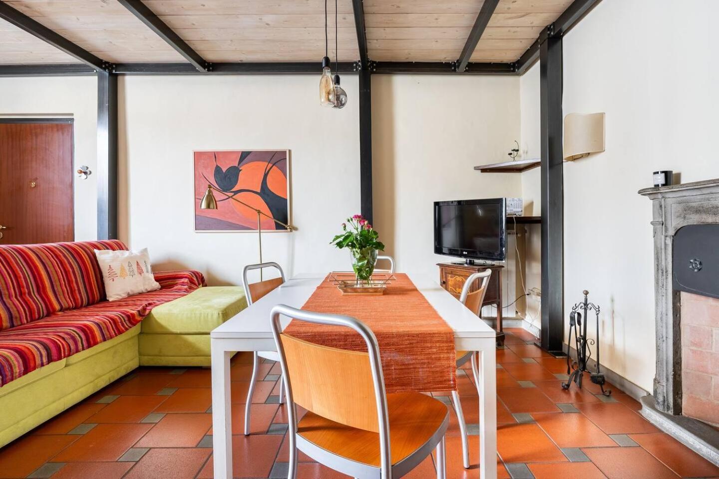And Quiet Loft 5 Minutes Walk From The Duomo Apartamento *